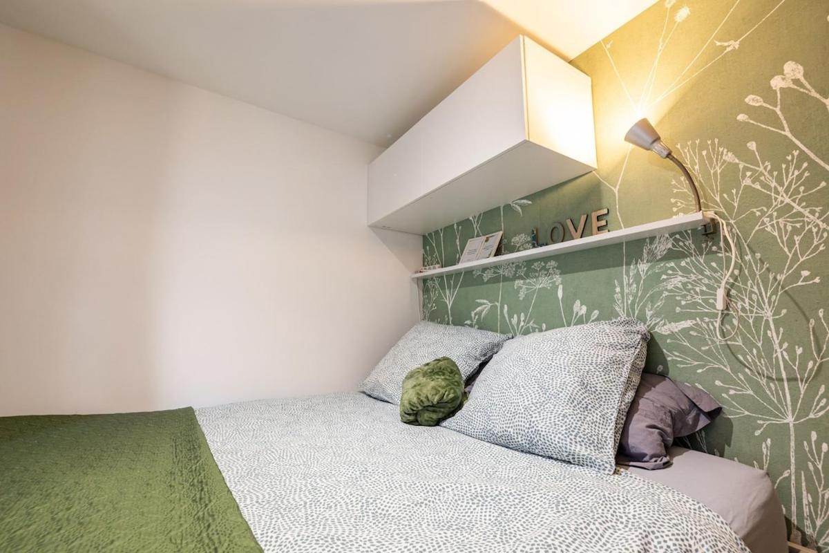 Gite Studio 4 A 6 Personnes Дуе-ла-Фонтен Екстер'єр фото